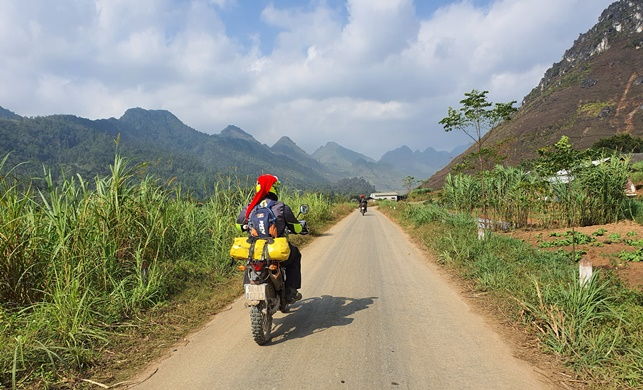 MOTORCYLING NORTH LOOP VIETNAM