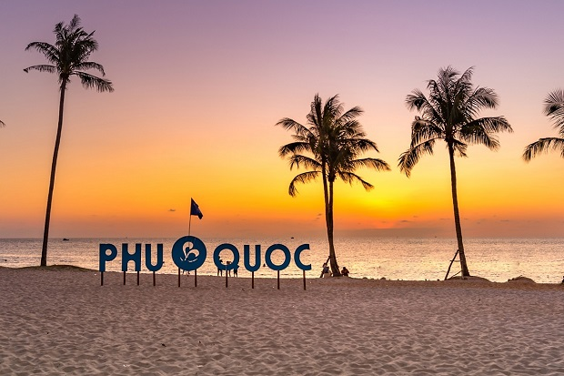PHU QUOC 4, 5  ISLANDS DAY TOUR BY SPEEDBOAT 